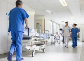 AMA backs call for independent enquiry into RHH bed crisis