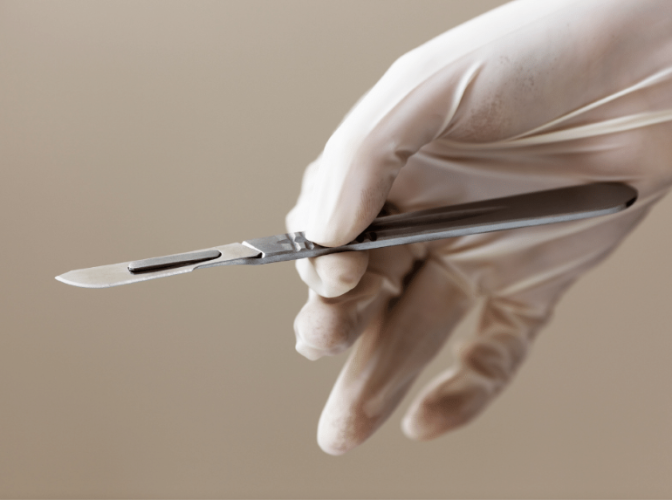 Image of scalpel 