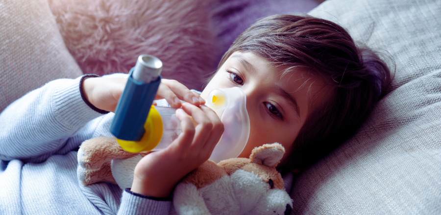 Child uses inhaler